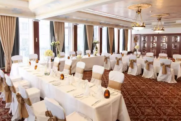 Wedding Venues North London Clayton Crown Hotel Christmas Party Bookings At Best Western Palm Hotel London