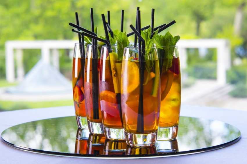 Drinks on the terrace 