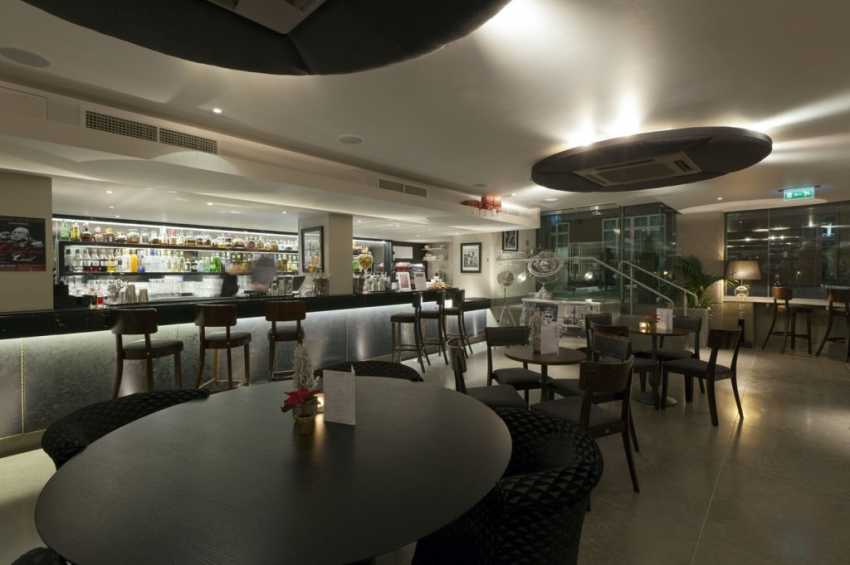 Bar& Brasserie