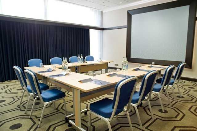 Conference venues in London: Hilton London Gatwick Airport