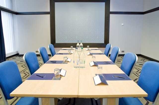 Hilton London Gatwick Airport