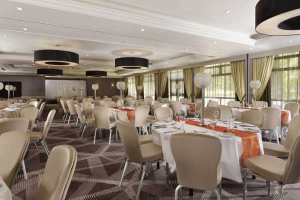 DoubleTree by Hilton London - Ealing
