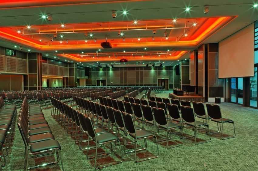 Conference venues in London: Leonardo Royal Hotel London Tower Bridge