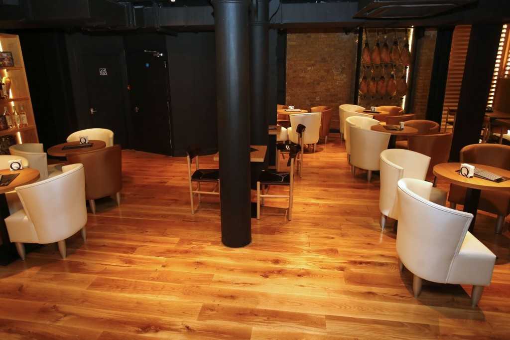 Lower floor dining room