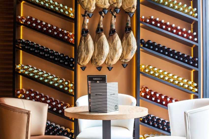 Party venues in London: Mas Q Menos Holborn
