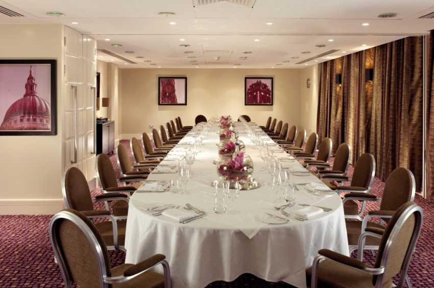 Conference venues in London: Crowne Plaza London Ealing