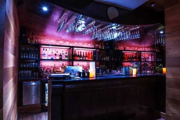 Encore Lounge