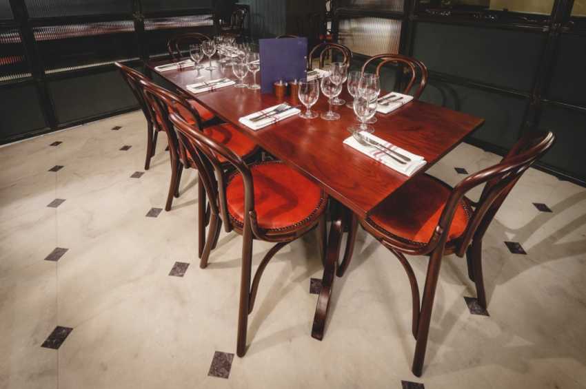 Party venues in London: Davy's of Holborn