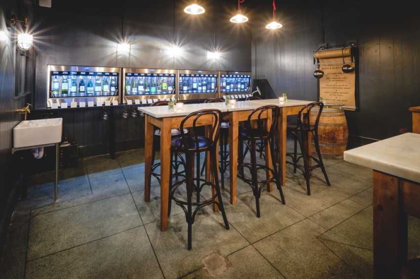 Party venues in London: Davy's of Holborn