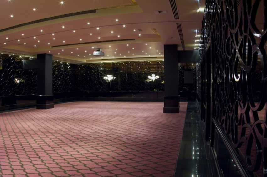 Christmas Party Venue in London : The May Fair Hotel