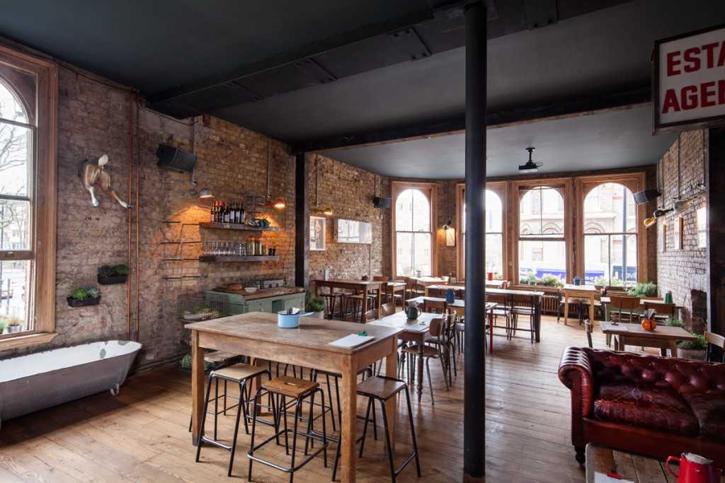 Upstairs at Elgin 