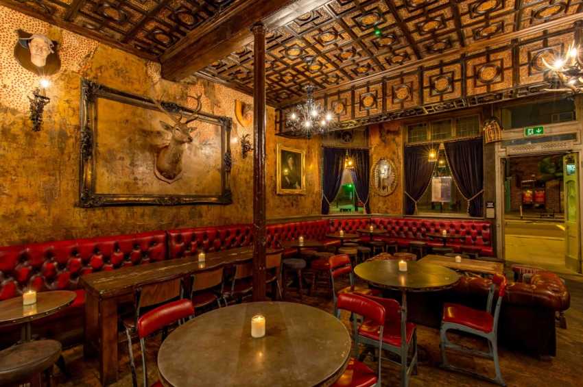 Party venues in London: The Old Queens Head
