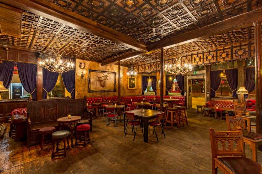 The Old Queens Head