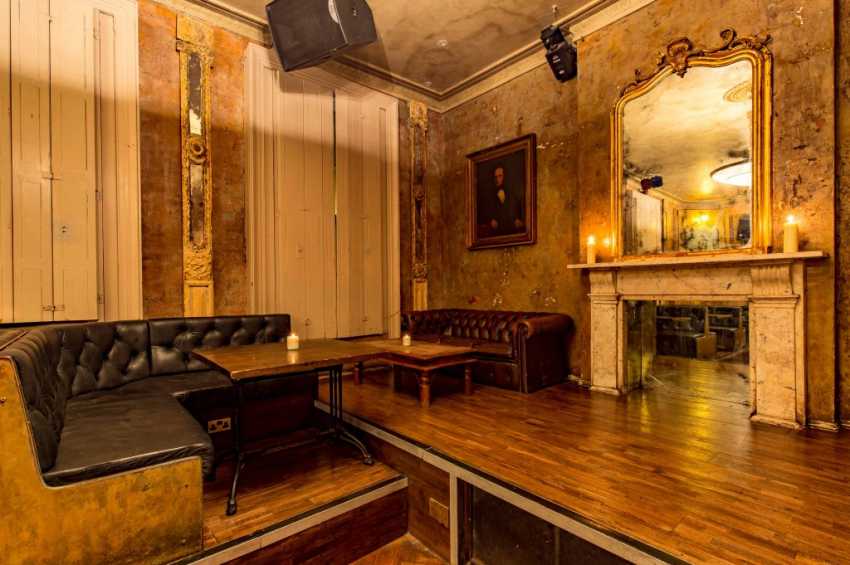 The Old Queens Head