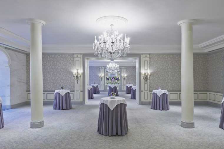 Christmas Party Venue in London : The Savoy