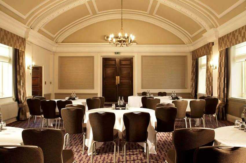De Vere Grand Connaught Rooms