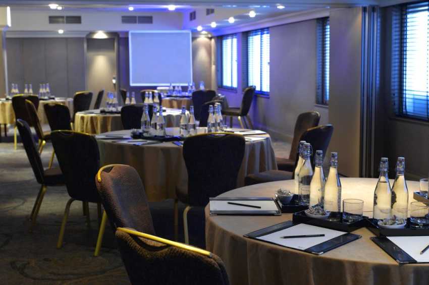 Conference venues in London: Radisson Blu Edwardian, Kenilworth