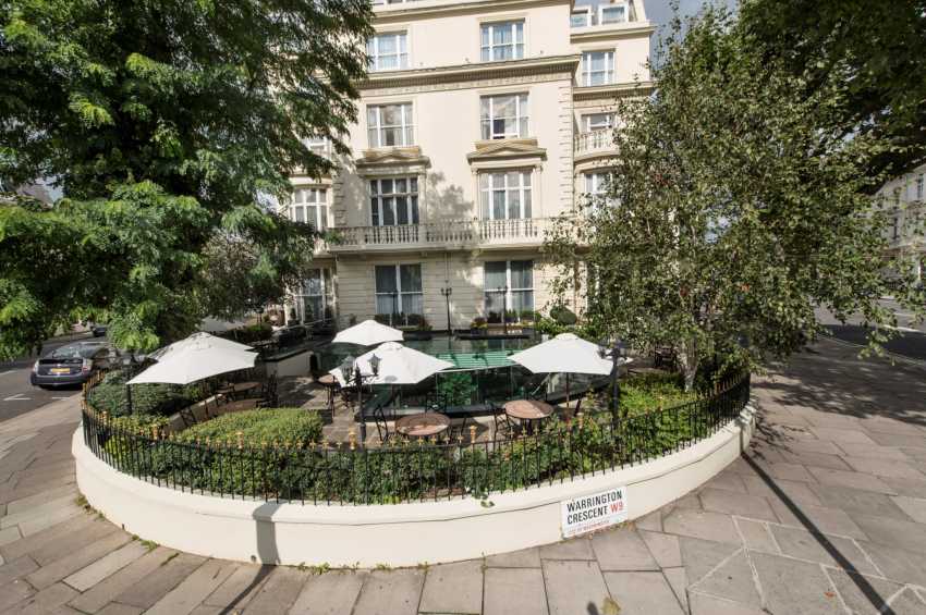 The Colonnade Hotel