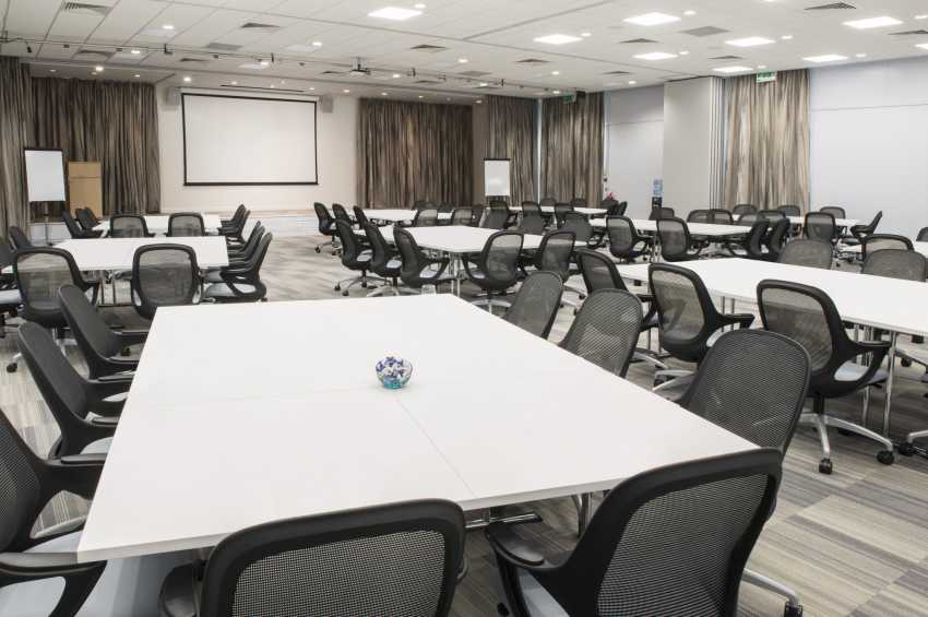 Conference venues in London: De Vere Latimer Estate