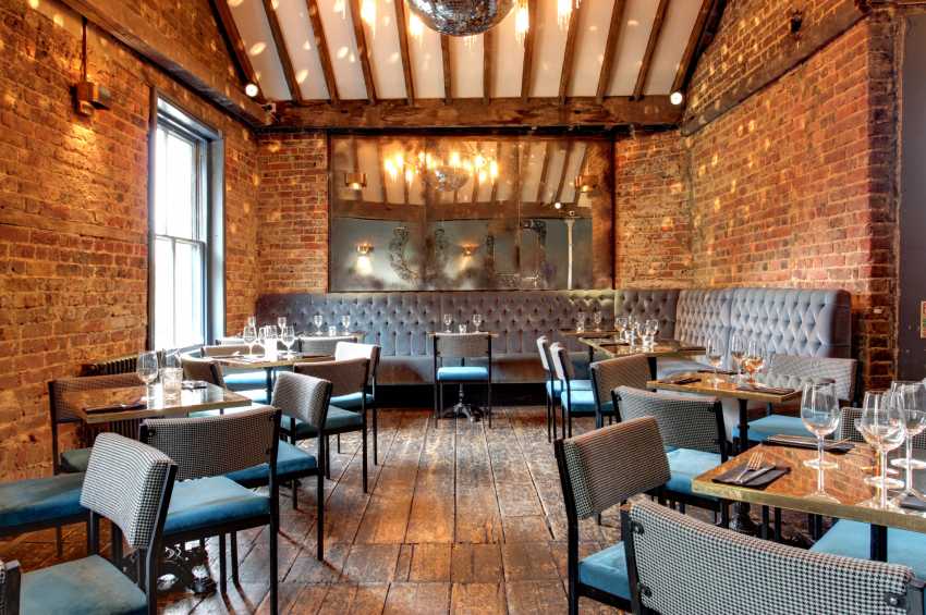 Party venues in London: The Dead Dolls House
