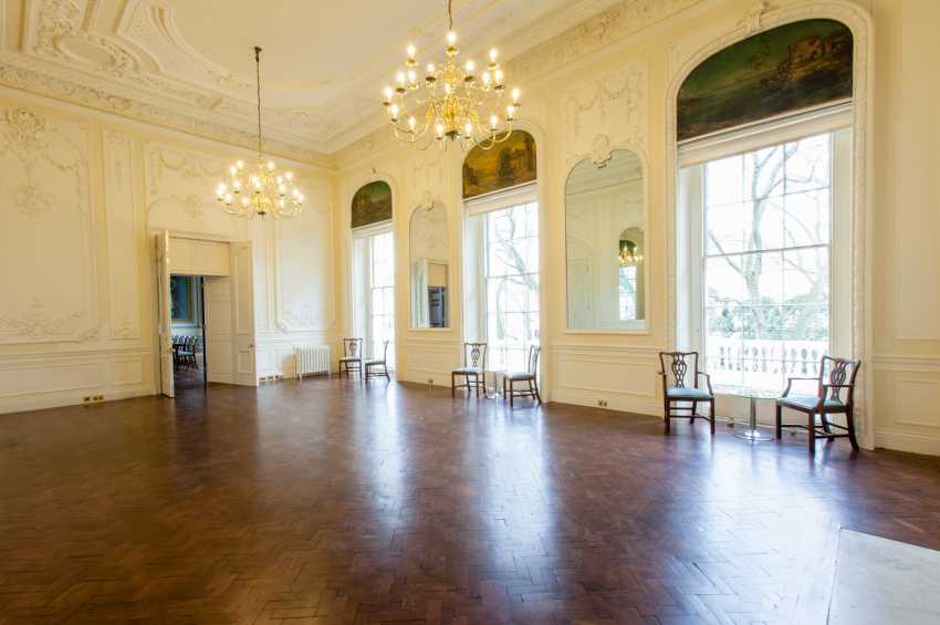 {10-11} Carlton House Terrace
