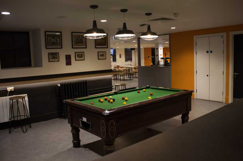 Party venues in London: The Guy's Bar