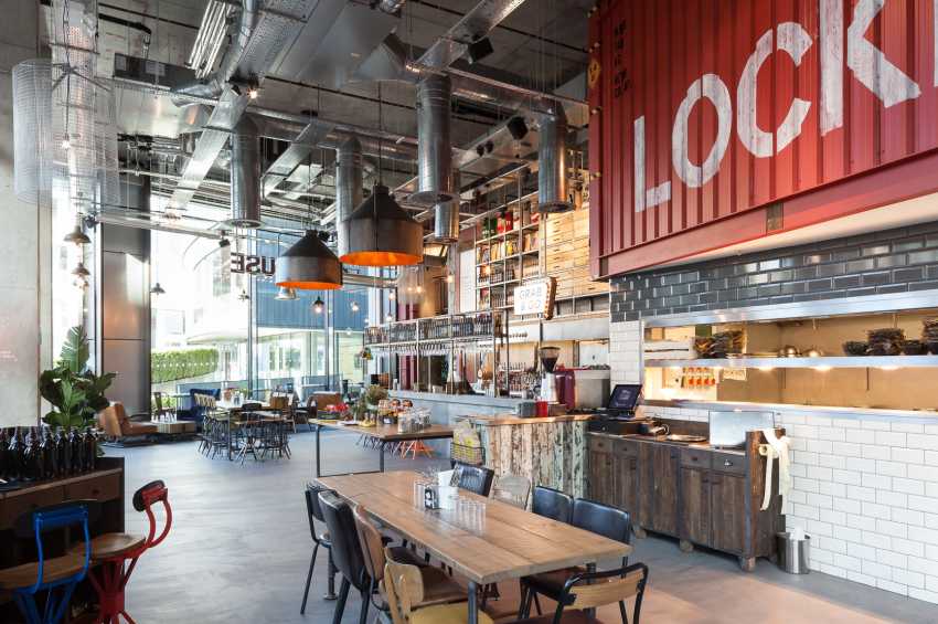 LOCKHOUSE