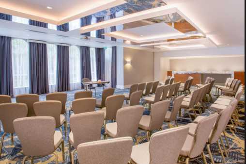 Conference venues in London: Crowne Plaza Gerrards Cross