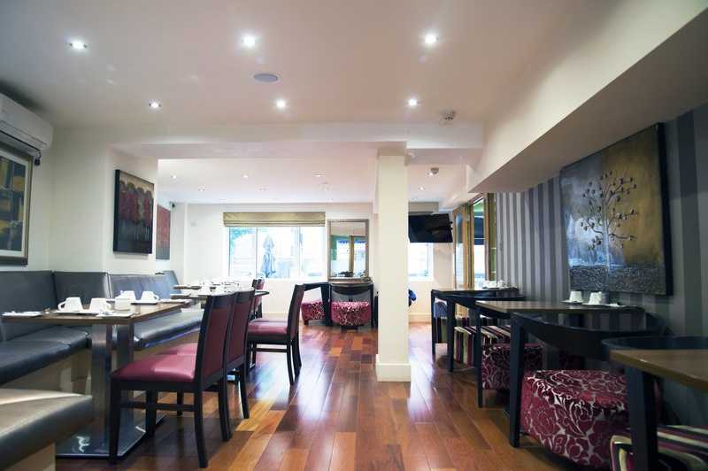 Conference venues in London: The New London Carlton Hotel