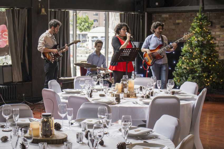 The Dickens Inn