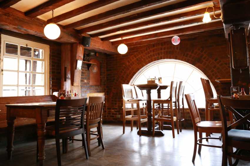 The Dickens Inn