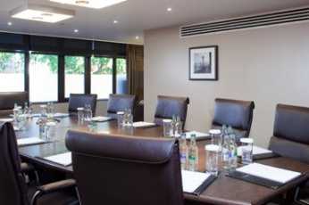 Conference venues in London: Holiday Inn Kensington Forum