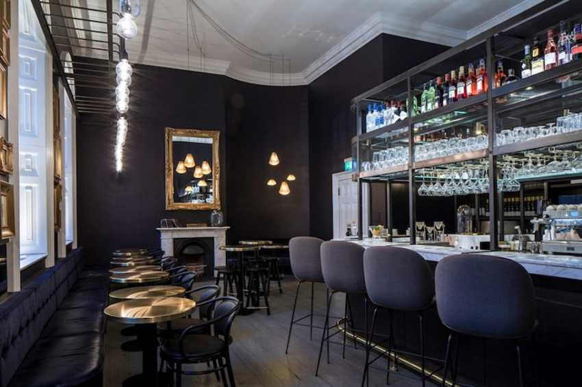 Party venues in London: Pennethorne's Bar Somerset House