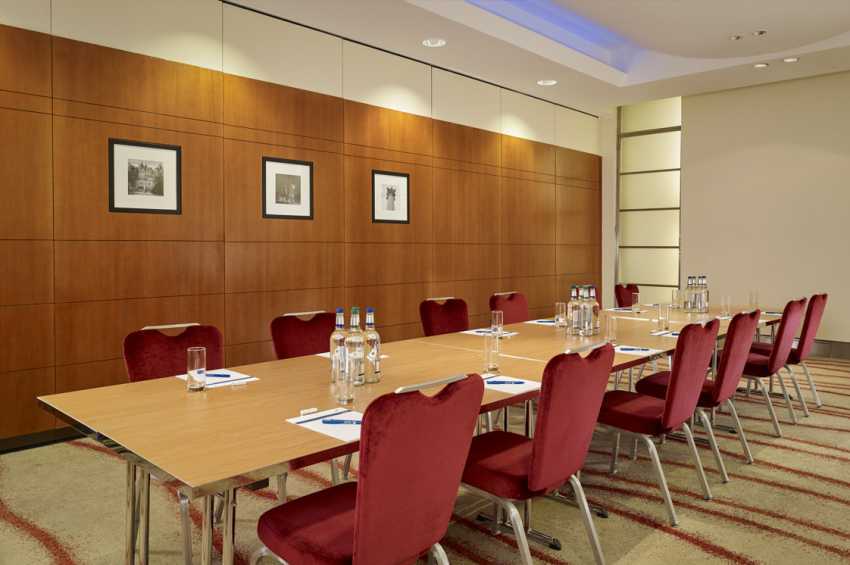 Conference venues in London: Park Plaza Victoria London
