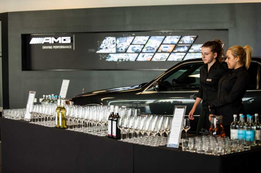 Mercedes-Benz World