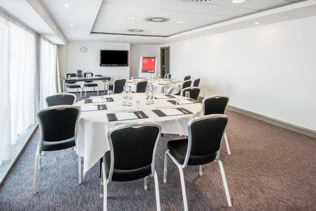 Arena Suite