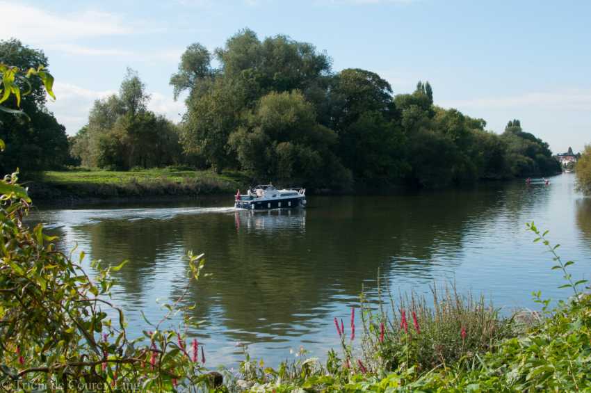 Party venues in London: Secret River Garden