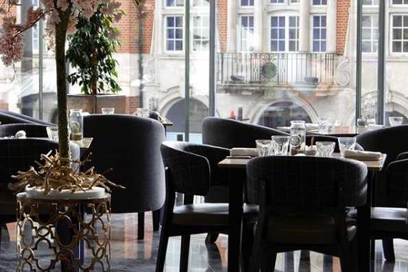 Plate Restaurant and Bar