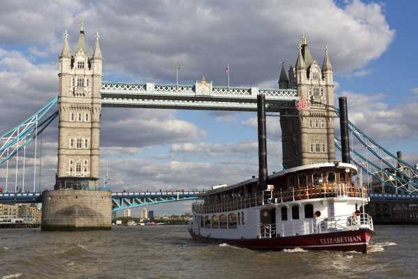 Elizabethan – Thames Luxury Charters