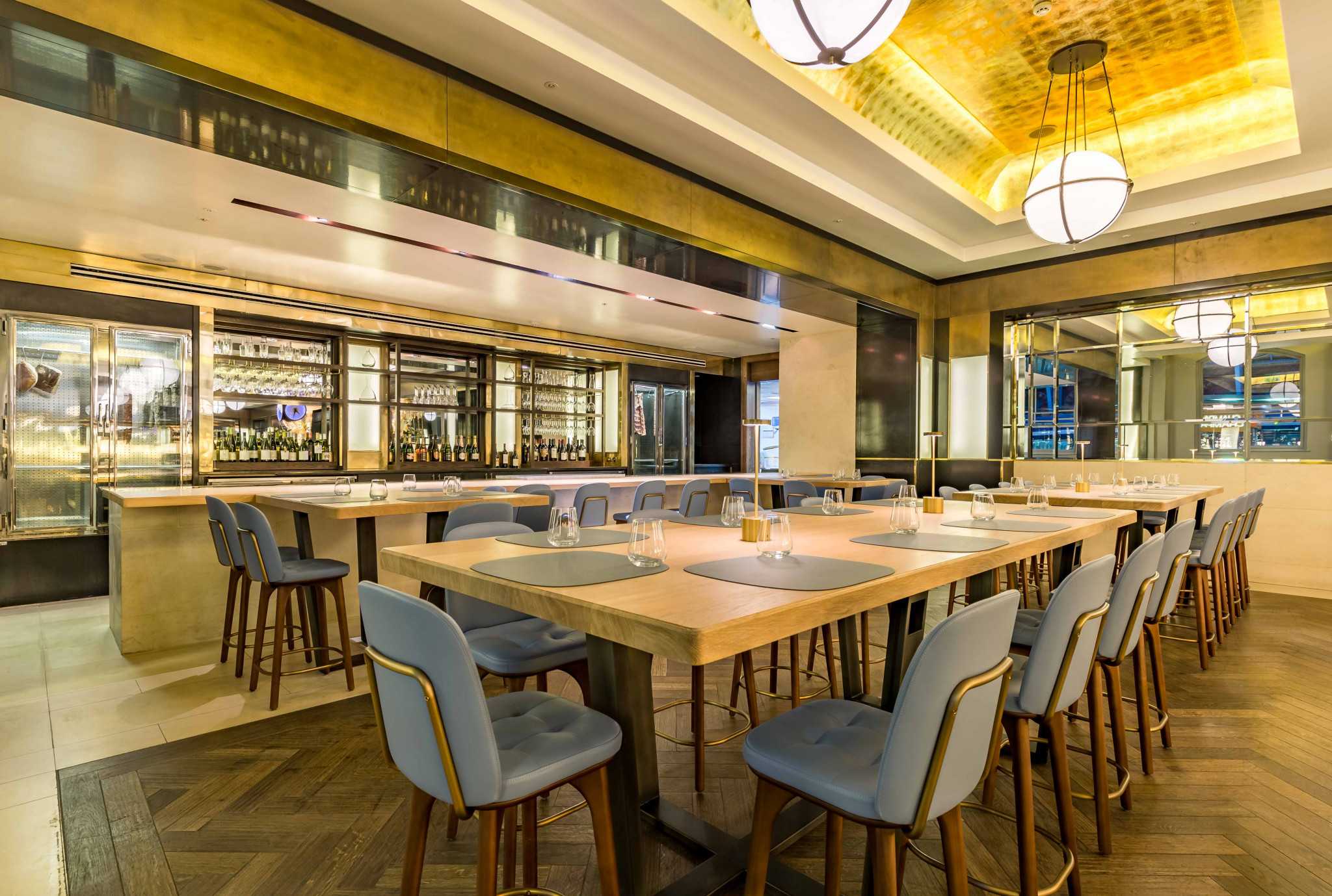 Kitchen bar