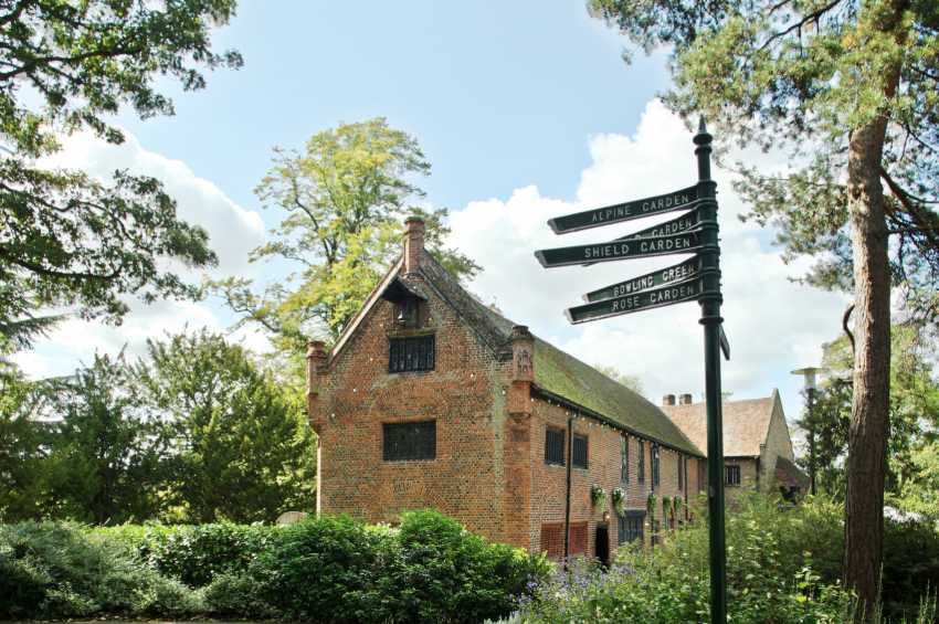 Tudor Barn Eltham