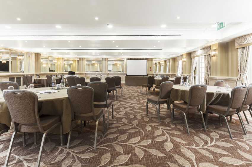 Conference venues in London: Brandshatch Place Hotel & Spa