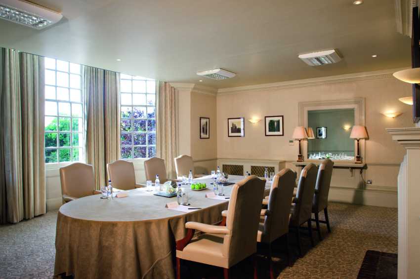 Conference venues in London: Brandshatch Place Hotel & Spa