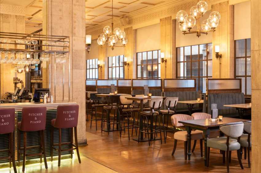 Party venues in London: Pitcher & Piano Cornhill