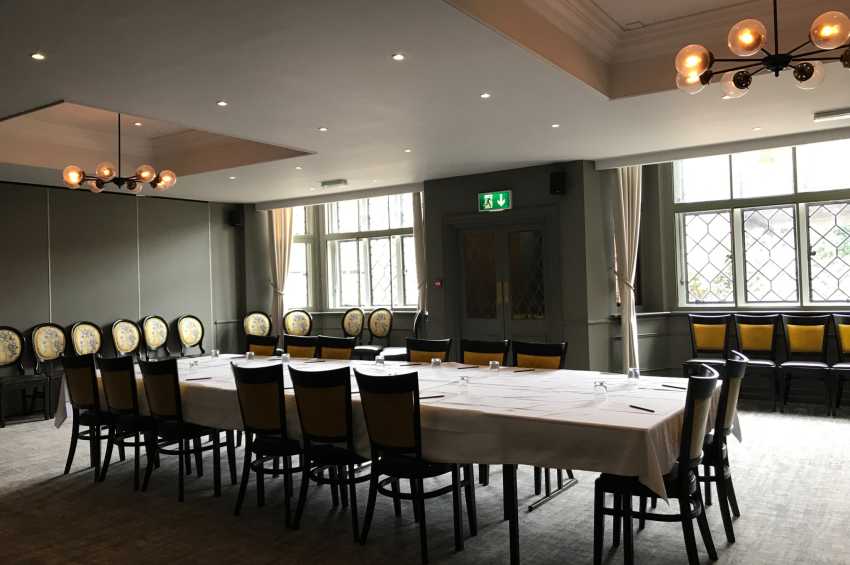 Party venues in London: The Bridge Hotel