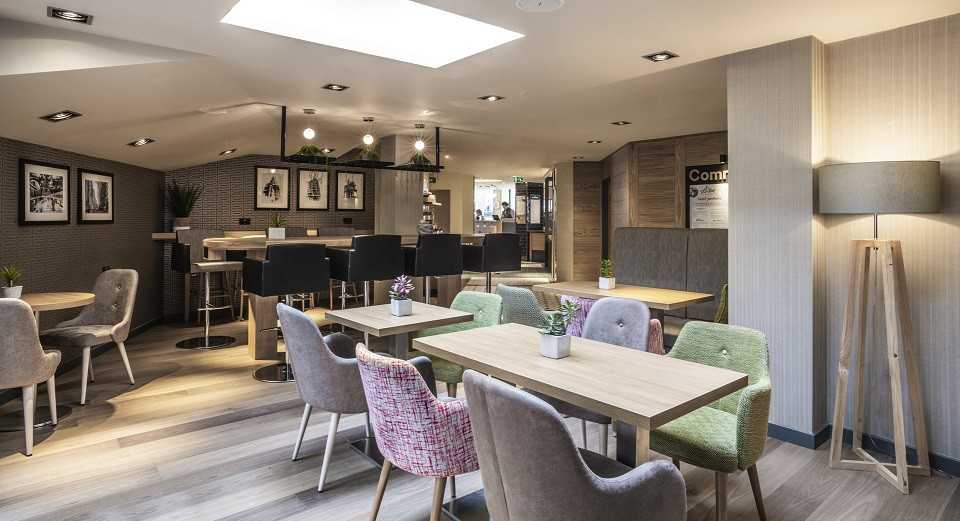 Point A Lounge