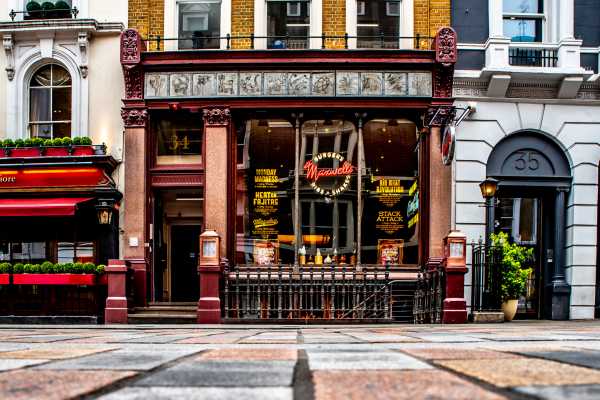 Maxwell's Bar and Grill