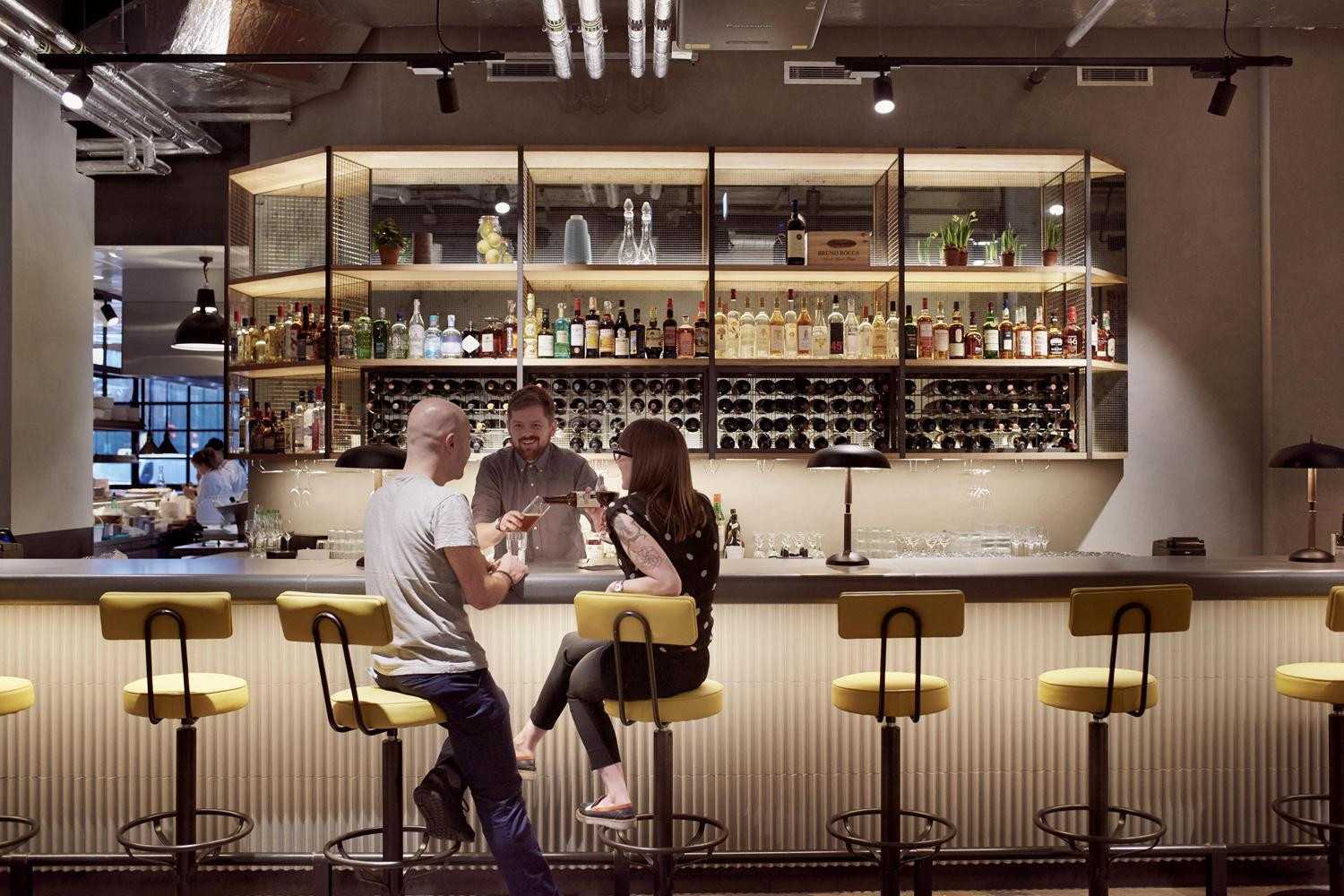 Aperitivo bar 