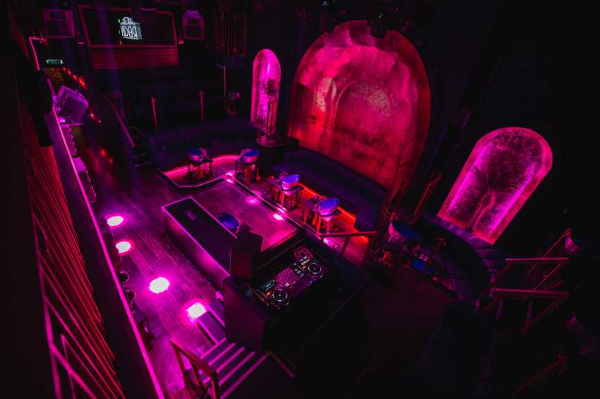 The London Reign Showclub 