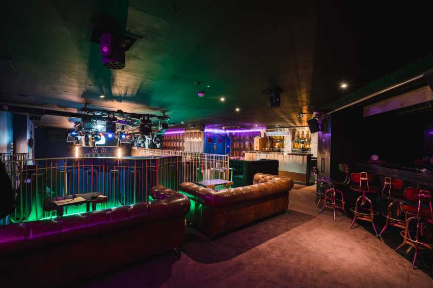 The London Reign Showclub 